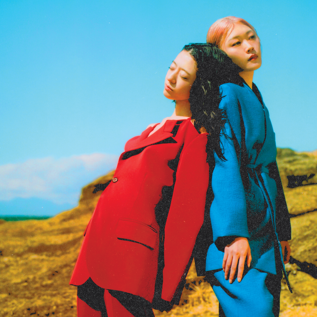 Hitsujibungaku - Europe VIP Packages